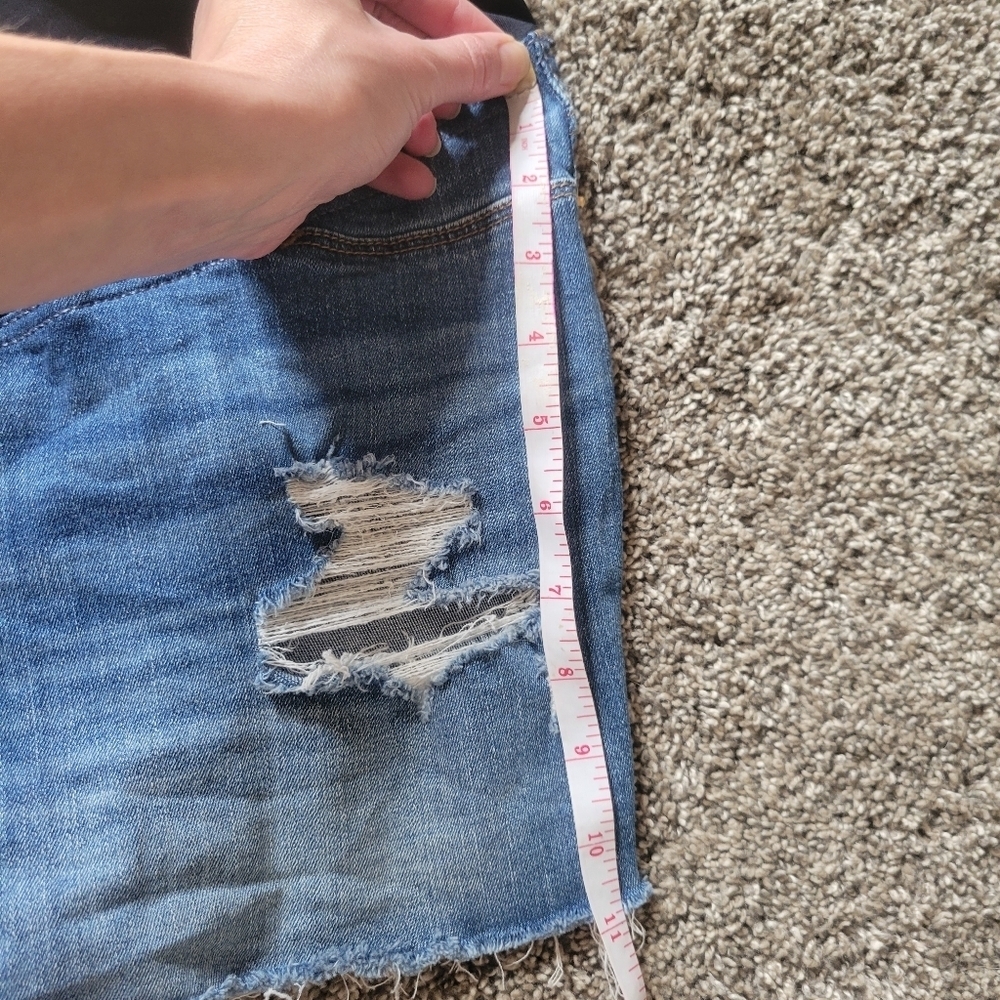 Isabel Maternity full panel distressed midi jean shorts size 2 size 26 - Picture 5 of 5